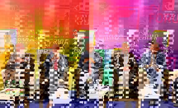 Ri-Costruire Ri-Costruire